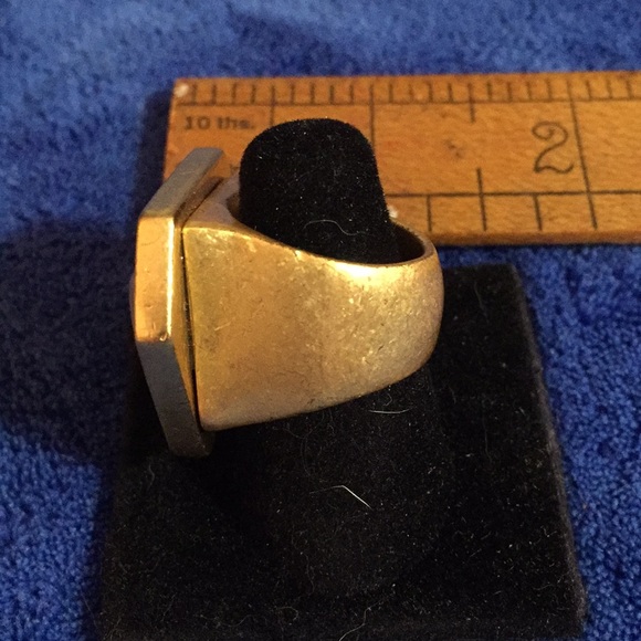 Red Carpet Statement Ring - Picture 3 of 3